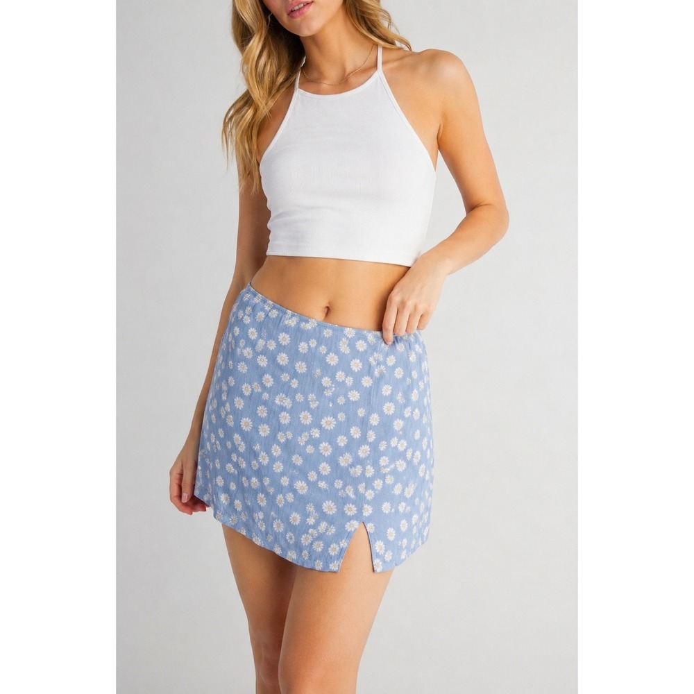 No Boundaries Daisy Floral‎ Blue Mini Slit Skirt NWT Women's Medium 7/9 Festival